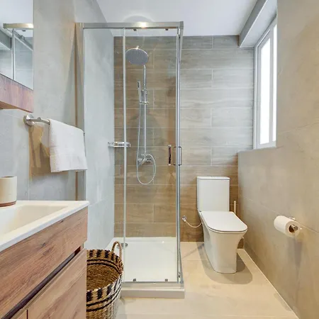 Apartment Modern 3br Penthouse With Valletta Views & Terrace By Vaganza *