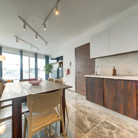 Appartement Modern 3br Penthouse With Valletta Views & Terrace *