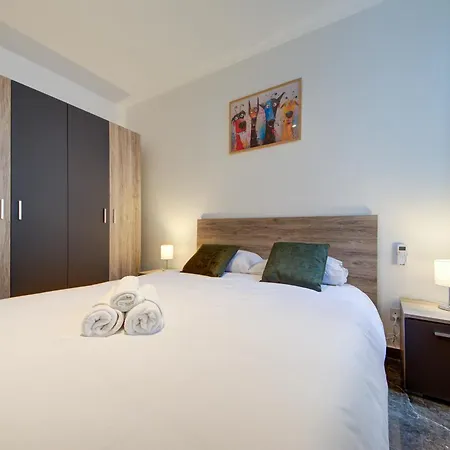 Modern 3br Penthouse With Valletta Views & Terrace By Vaganza Apartmán Tal Guardamangia