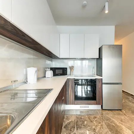 Modern 3br Penthouse With Valletta Views & Terrace Gwardamanga