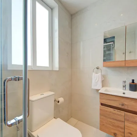 Апартаменты Modern 3br Penthouse With Valletta Views & Terrace