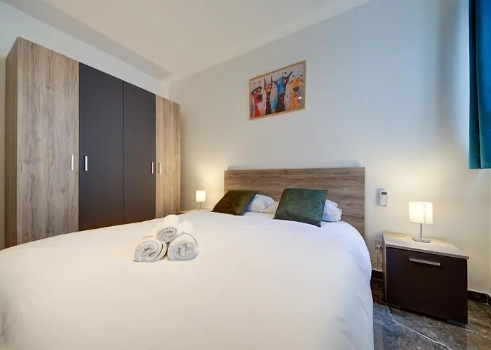 Modern 3br Penthouse With Valletta Views & Terrace Apartment Gwardamanga